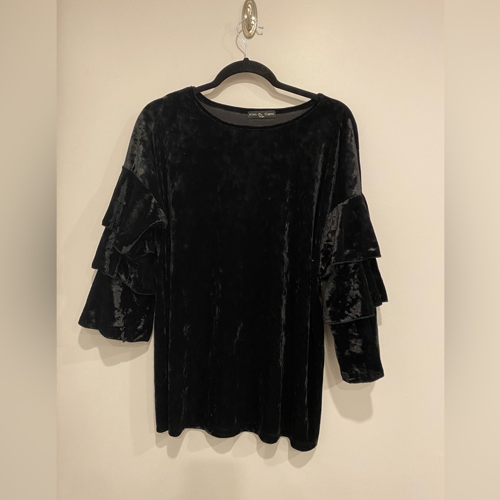 •2/$35• Kim & Cami Black Crushed Velvet Ruffle 3/4 Sleeve Blouse